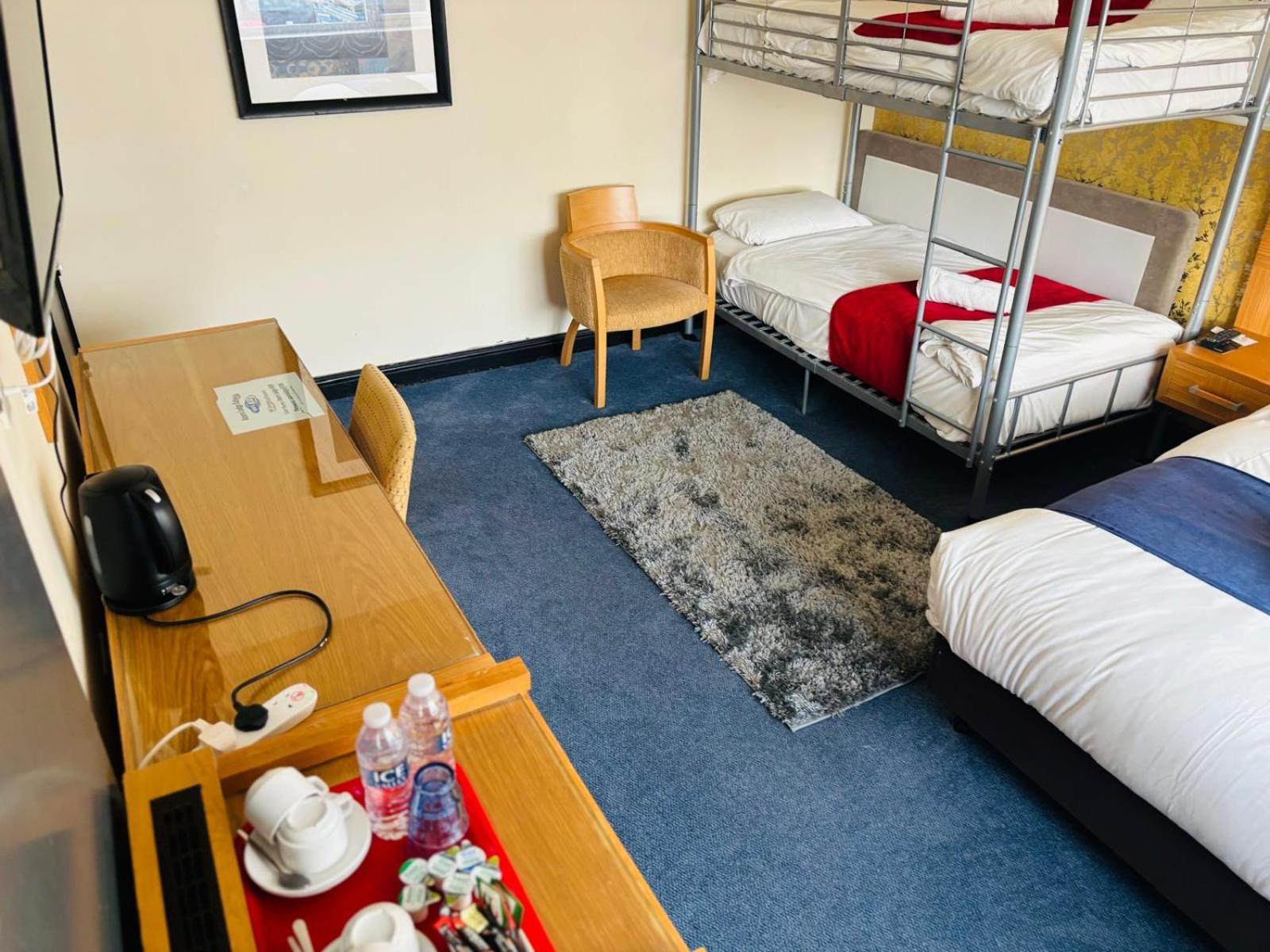 Acorn Lodge Hotel Gatwick & Parking Horley Exteriér fotografie